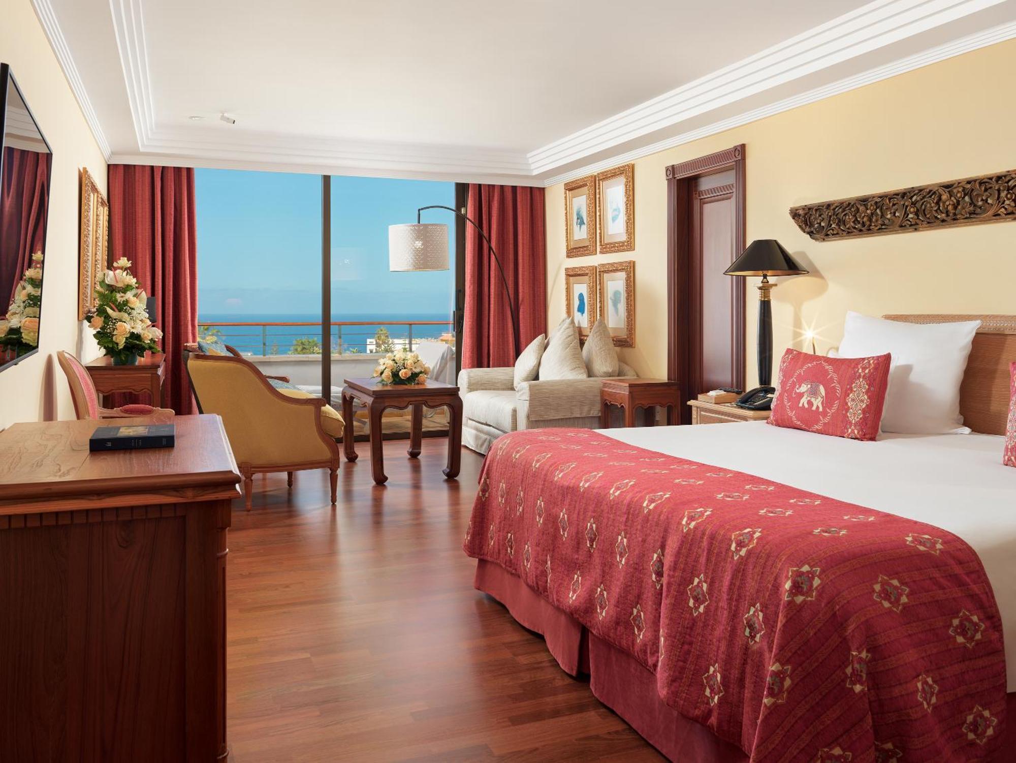 ホテル ボタニコ イ オリエンタル スパ ガーデン プエルト・デ・ラ・クルス エクステリア 写真 A room at the Hilton Alexandria Golf Resort