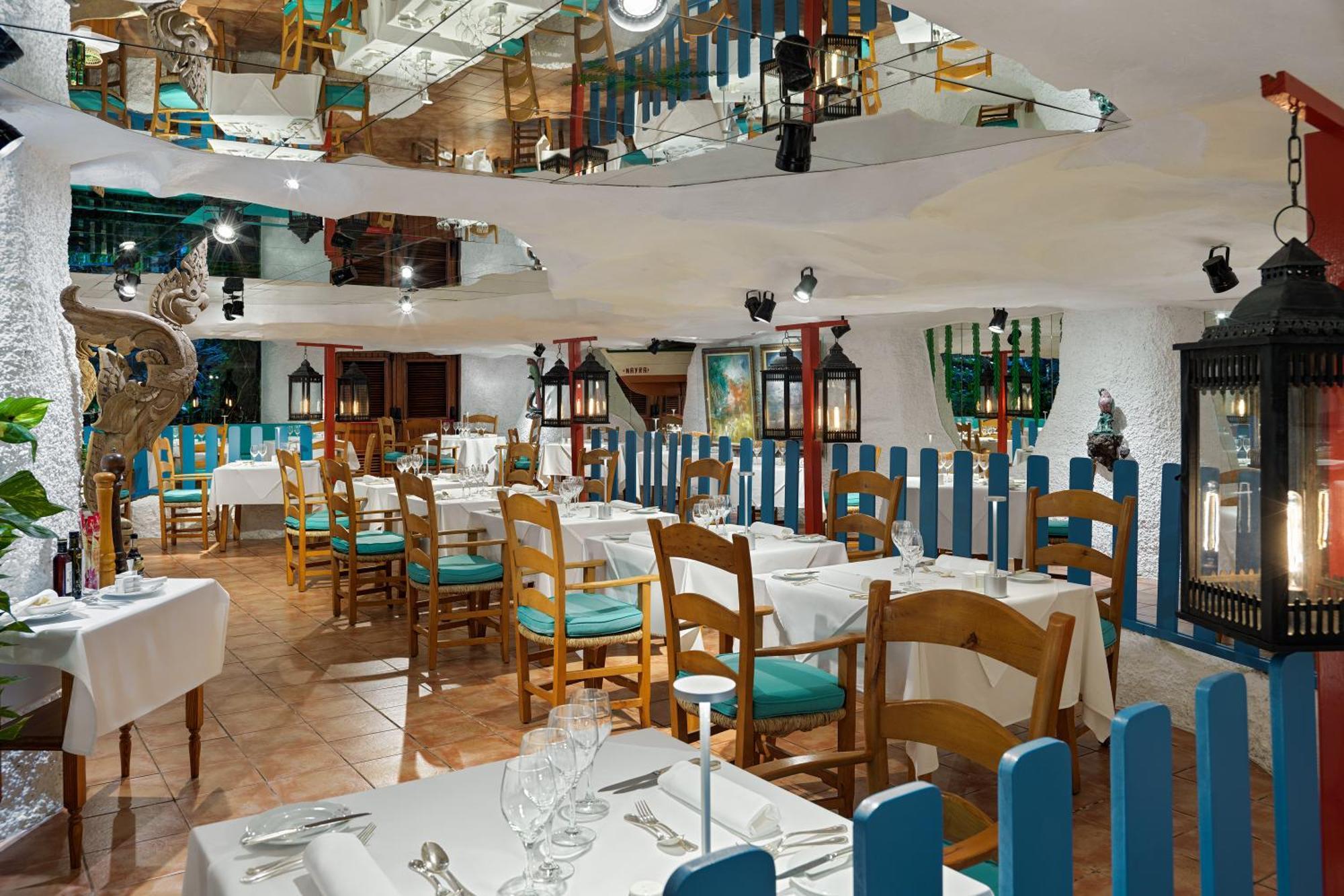 ホテル ボタニコ イ オリエンタル スパ ガーデン プエルト・デ・ラ・クルス エクステリア 写真 Restaurant in the hotel